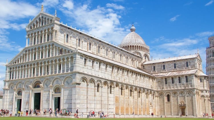 Công trình lớn nhất trong quần thể Quảng trường Piazza del Miracoli tại Ý 