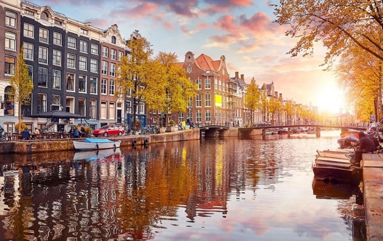 Hà Lan - Quốc gia có hơn một phần tư lãnh thổ nằm dưới mực nước biển