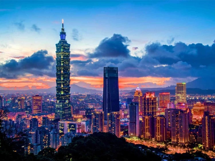 Đài Loan có gì đặc biệt? Tháp Taipei 101 đầy nổi bật xa hoa giữa thành phố Đài Bắc