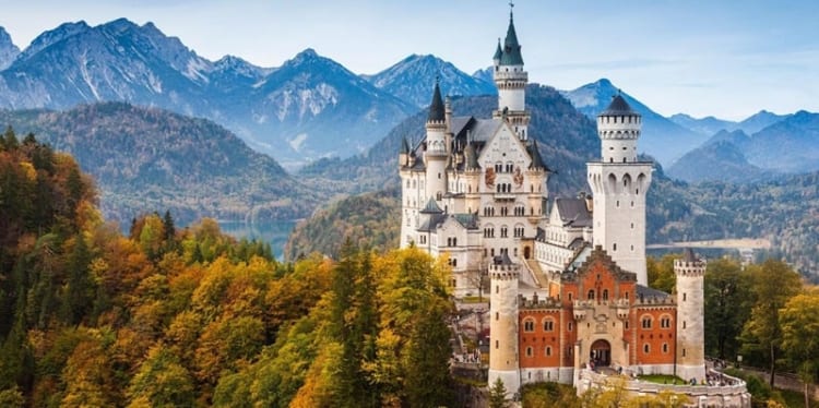 Lâu đài Neuschwanstein sở hữu vẻ đẹp đầy cuốn hút