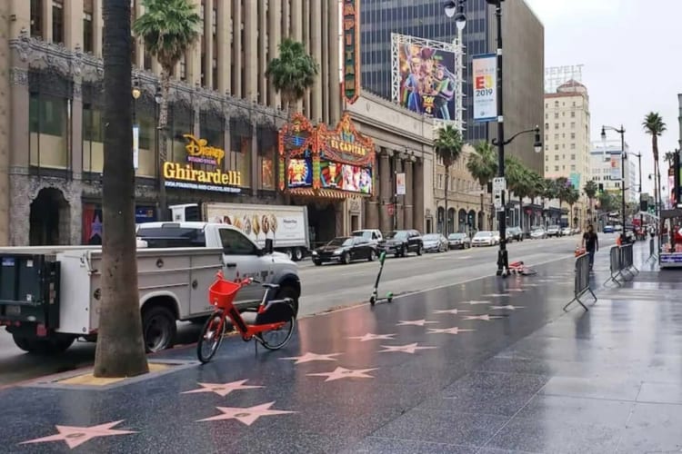 Đại lộ danh vọng Hollywood với nhiều tên tuổi cống hiến hàng đầu trong nhiều lĩnh vực