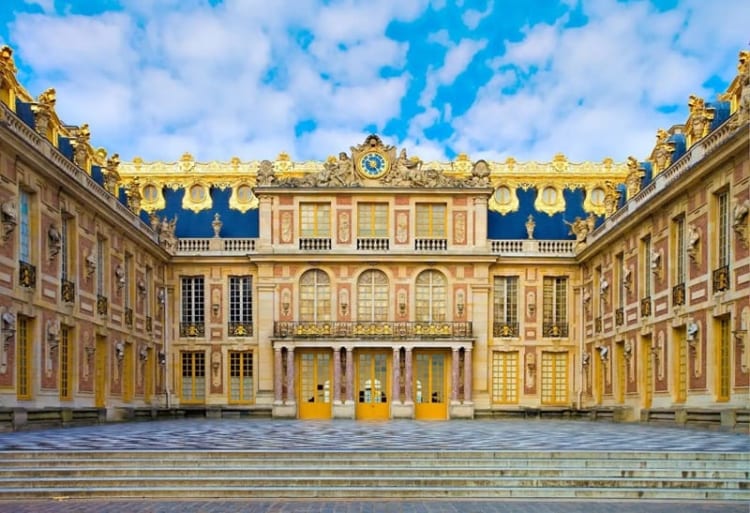 Cung điện Versailles với lối kiến trúc đầy tinh xảo 