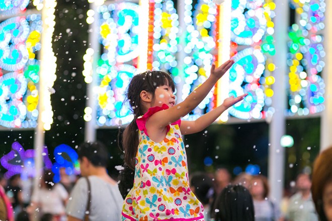 Giáng sinh Noel Singapore - Tuyết rơi